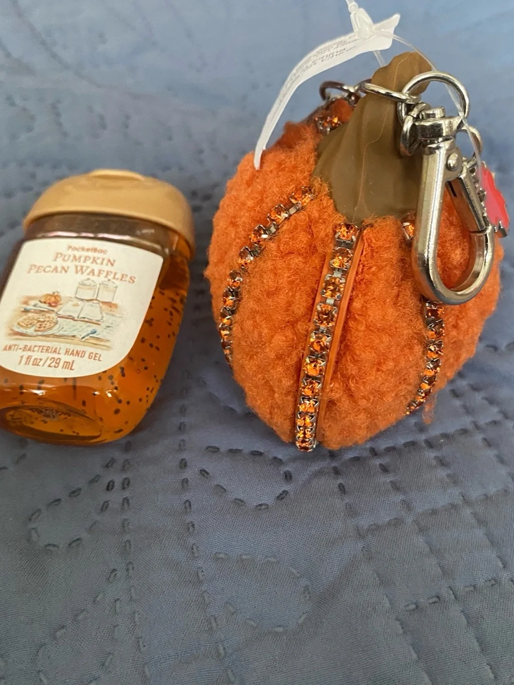 Bath & Body Works Orange Pom Pom Keychain with Pumpkin Pecan Waffles Hand Gel